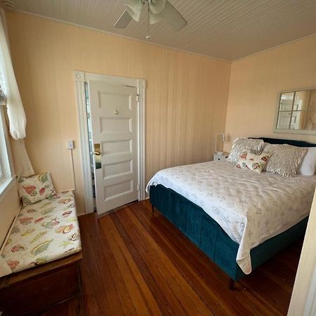 Inkwell Beach Cottage Oak Bluffs Exterior photo