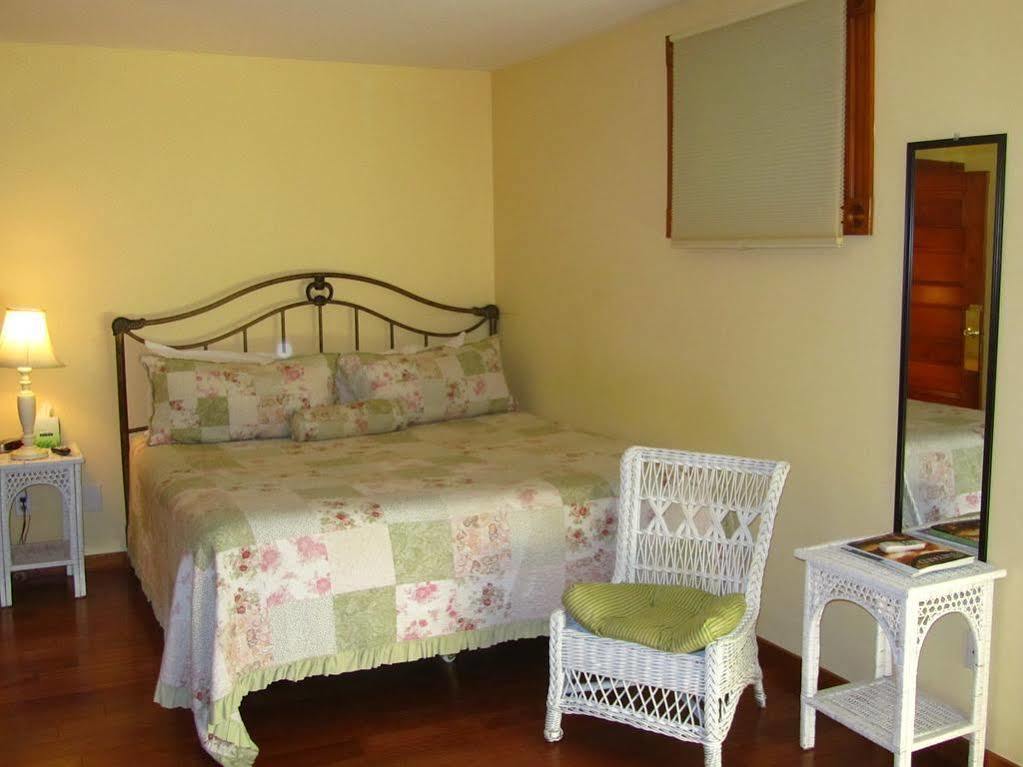 Inkwell Beach Cottage Oak Bluffs Exterior photo
